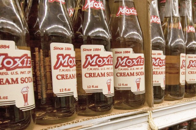 HISTORY FACTS * Why don't we drink these anymore? * 1_HF_Bevs-people-dont-drink_moxie