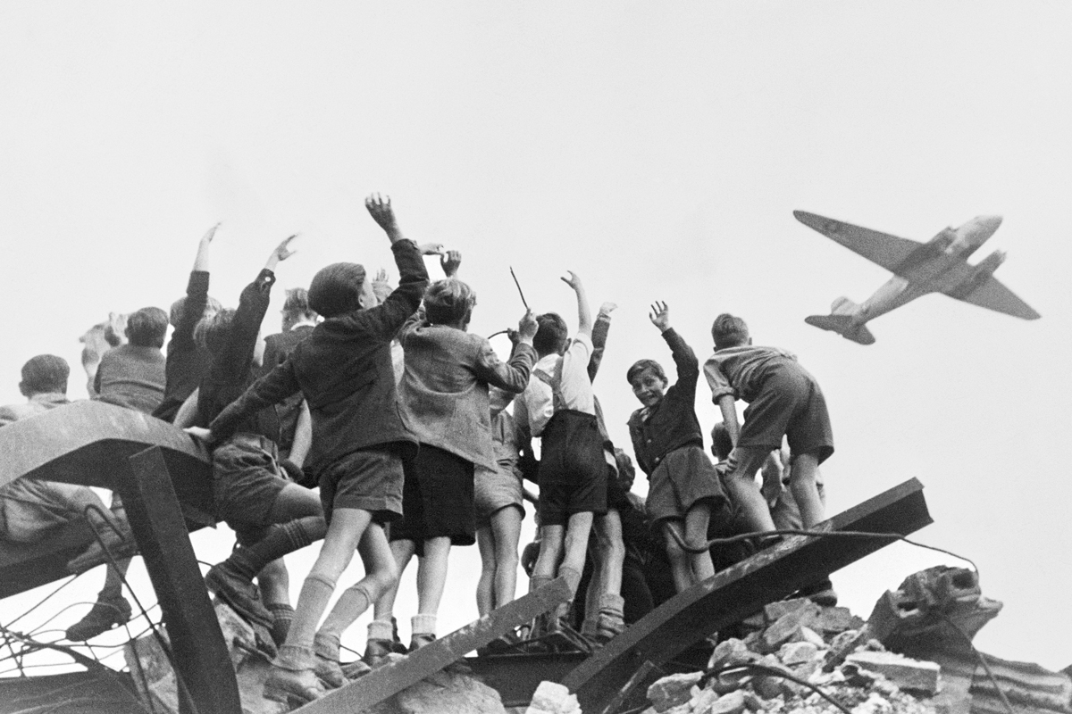 Berlin Airlift, 1948